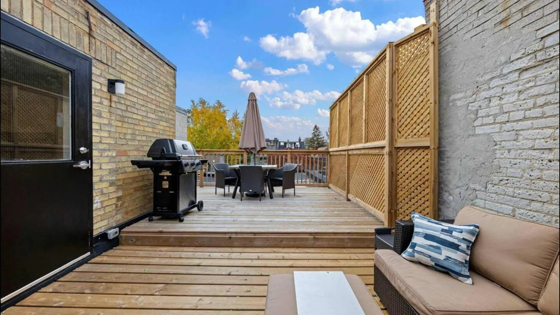Hotel Casa St Clair - Family Suite W Patio Toronto